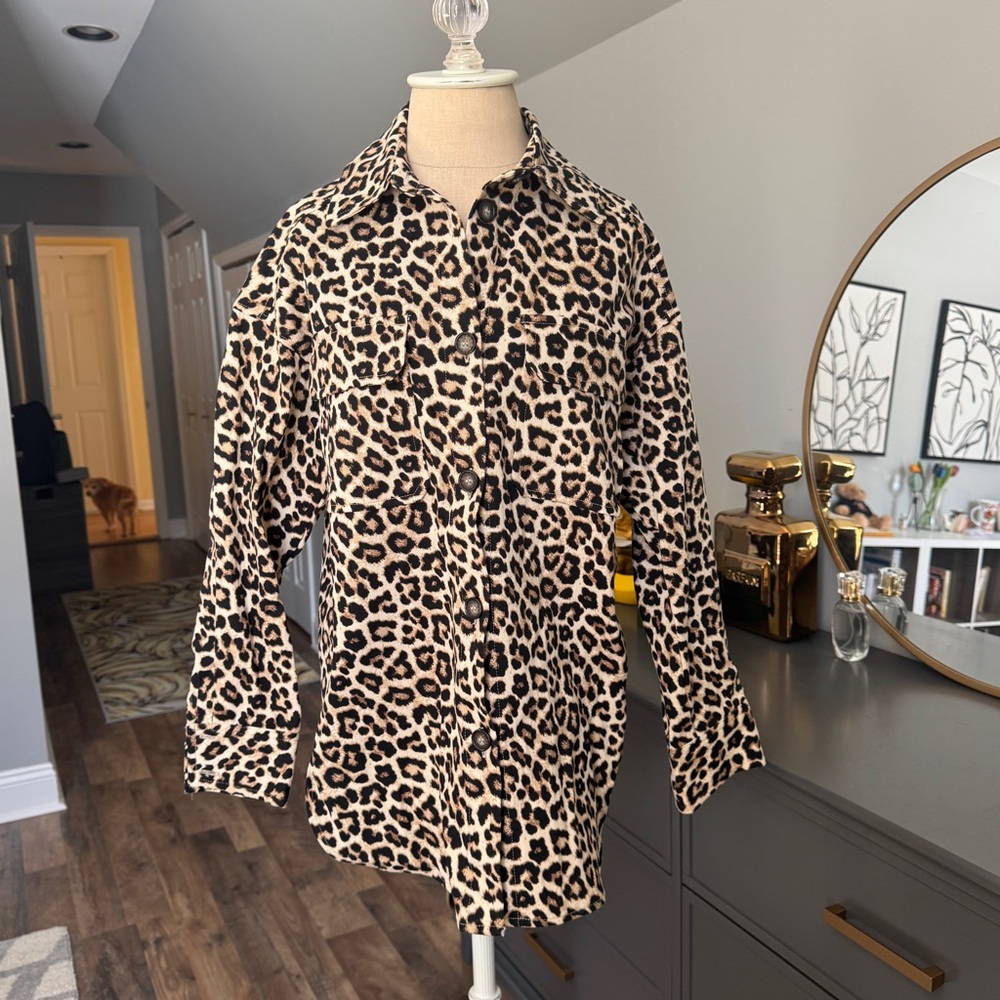 NWT H&M Leopard Shacket